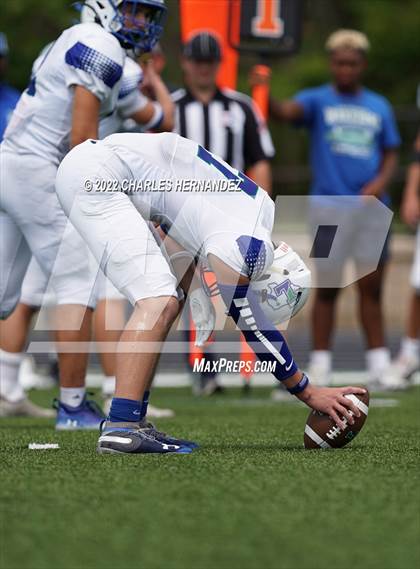 Thumbnail 2 in Emery/Weiner vs. Lakehill Prep photogallery.