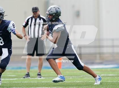 Thumbnail 3 in Emery/Weiner vs. Lakehill Prep photogallery.