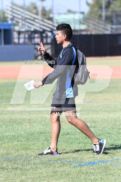 Thumbnail 2 in Northwest Christian vs. Sunnyside (Cactus Duel Out West 7-on-7 Tournament) photogallery.
