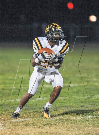 Thumbnail 3 in Rio Linda @ Del Campo photogallery.