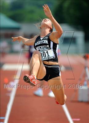 Thumbnail 2 in USA Track & Field Junior Championships photogallery.