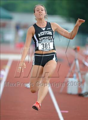 Thumbnail 1 in USA Track & Field Junior Championships photogallery.