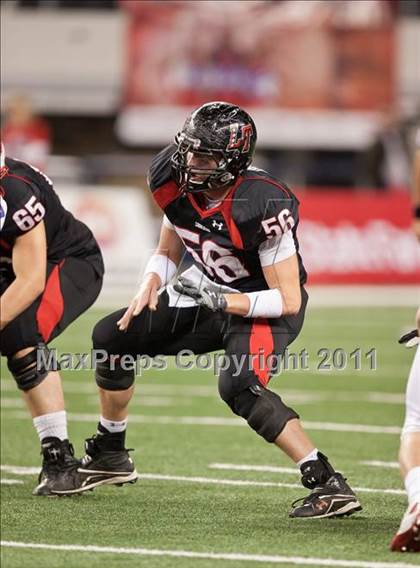 Thumbnail 1 in Lake Travis vs. Midway (UIL 4A Division 1 Final) photogallery.