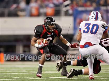 Thumbnail 1 in Lake Travis vs. Midway (UIL 4A Division 1 Final) photogallery.