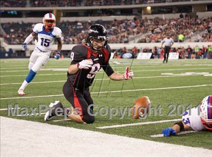 Thumbnail 1 in Lake Travis vs. Midway (UIL 4A Division 1 Final) photogallery.