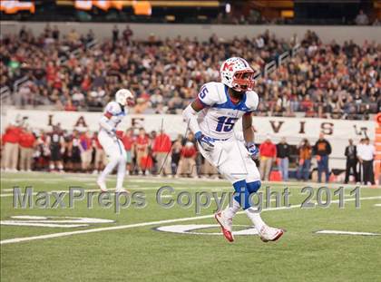 Thumbnail 1 in Lake Travis vs. Midway (UIL 4A Division 1 Final) photogallery.