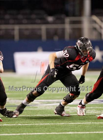 Thumbnail 3 in Lake Travis vs. Midway (UIL 4A Division 1 Final) photogallery.