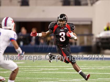 Thumbnail 1 in Lake Travis vs. Midway (UIL 4A Division 1 Final) photogallery.