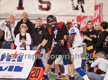 Thumbnail 1 in Lake Travis vs. Midway (UIL 4A Division 1 Final) photogallery.