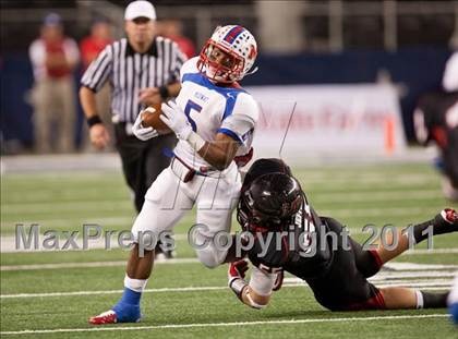 Thumbnail 2 in Lake Travis vs. Midway (UIL 4A Division 1 Final) photogallery.