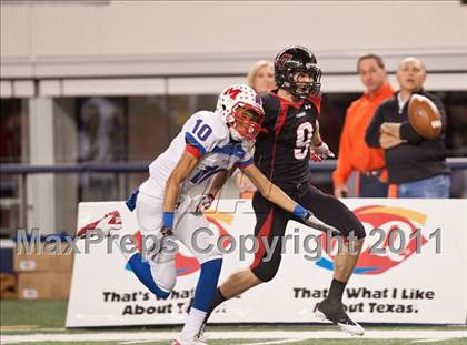 Thumbnail 1 in Lake Travis vs. Midway (UIL 4A Division 1 Final) photogallery.