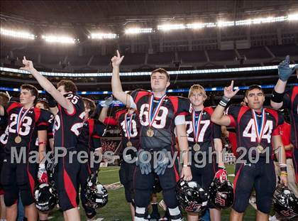 Thumbnail 1 in Lake Travis vs. Midway (UIL 4A Division 1 Final) photogallery.