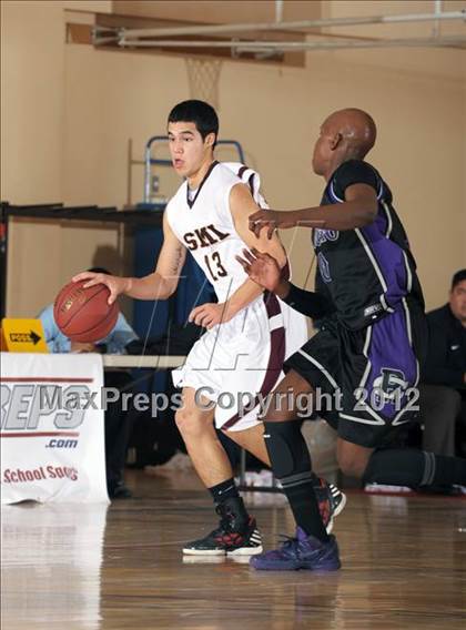 Thumbnail 3 in Rancho Cucamonga vs. Simi Valley (MaxPreps Holiday Classic) photogallery.