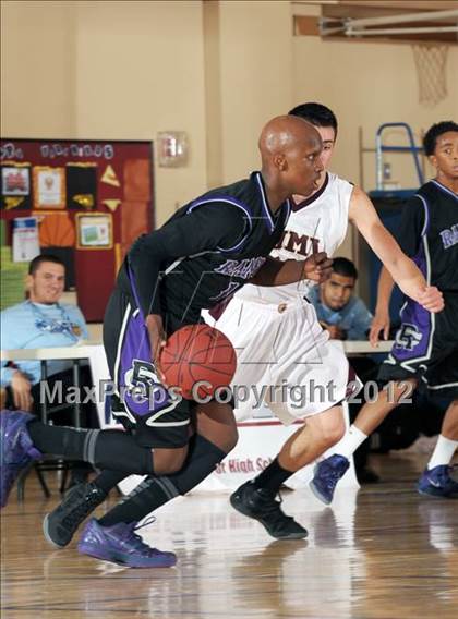 Thumbnail 1 in Rancho Cucamonga vs. Simi Valley (MaxPreps Holiday Classic) photogallery.
