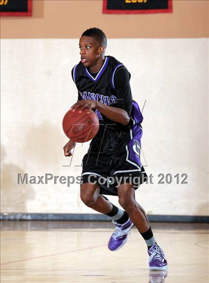 Thumbnail 3 in Rancho Cucamonga vs. Simi Valley (MaxPreps Holiday Classic) photogallery.