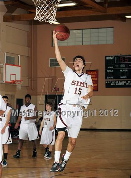 Thumbnail 3 in Rancho Cucamonga vs. Simi Valley (MaxPreps Holiday Classic) photogallery.