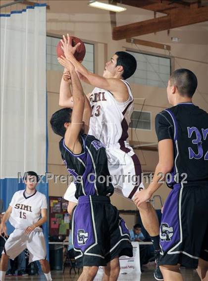 Thumbnail 2 in Rancho Cucamonga vs. Simi Valley (MaxPreps Holiday Classic) photogallery.