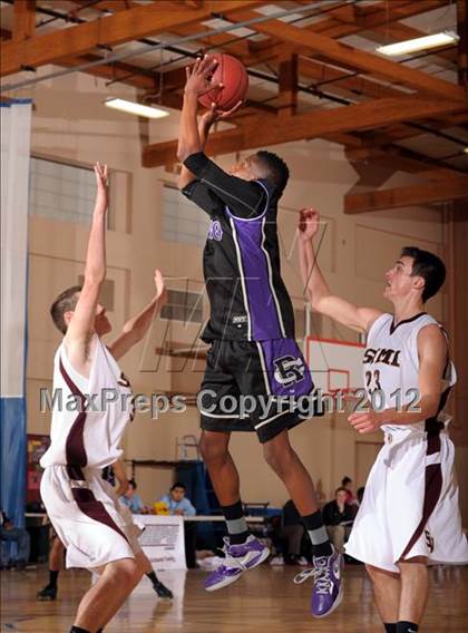 Thumbnail 1 in Rancho Cucamonga vs. Simi Valley (MaxPreps Holiday Classic) photogallery.