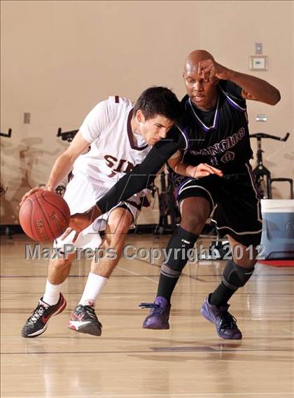 Thumbnail 2 in Rancho Cucamonga vs. Simi Valley (MaxPreps Holiday Classic) photogallery.