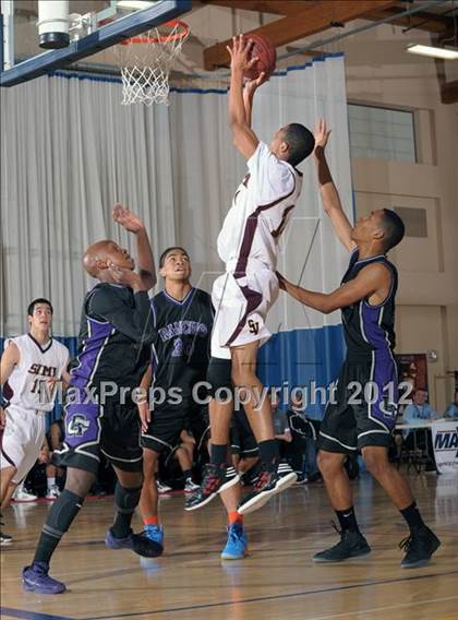 Thumbnail 1 in Rancho Cucamonga vs. Simi Valley (MaxPreps Holiday Classic) photogallery.