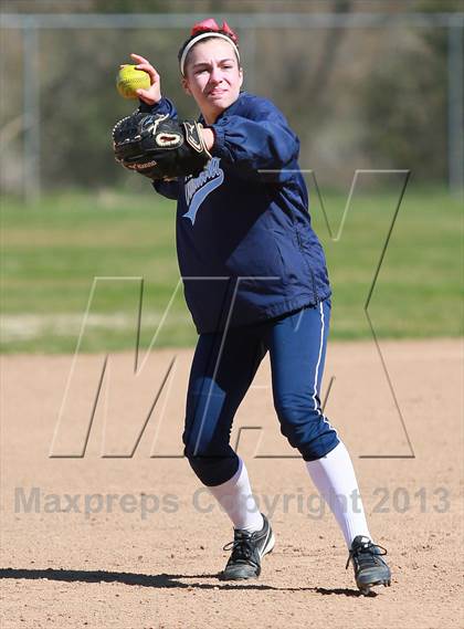 Thumbnail 2 in Monterey Trail vs. Oakmont (Victory Pre-Season T.O.C.) photogallery.