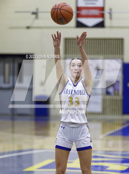 Thumbnail 3 in Central Noble @ East Noble photogallery.