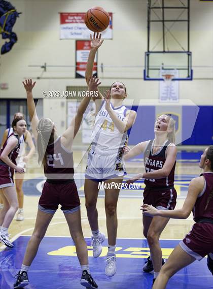 Thumbnail 3 in Central Noble @ East Noble photogallery.