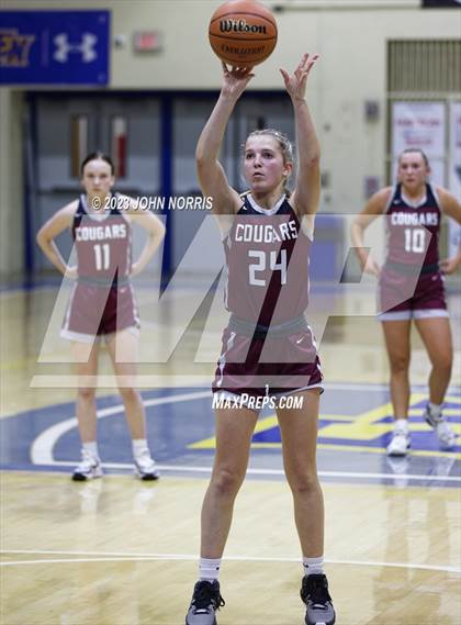 Thumbnail 3 in Central Noble @ East Noble photogallery.