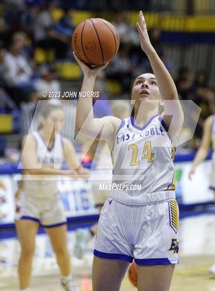 Thumbnail 3 in Central Noble @ East Noble photogallery.