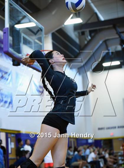 Thumbnail 2 in Archbishop Mitty vs. Assumption (Durango Fall Classic) photogallery.