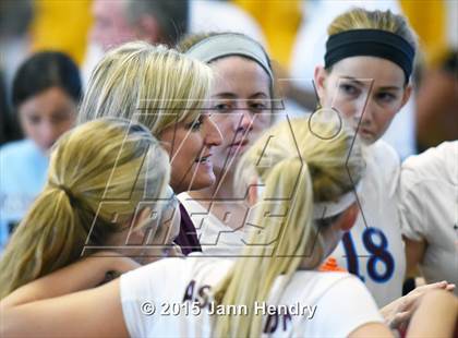 Thumbnail 2 in Archbishop Mitty vs. Assumption (Durango Fall Classic) photogallery.