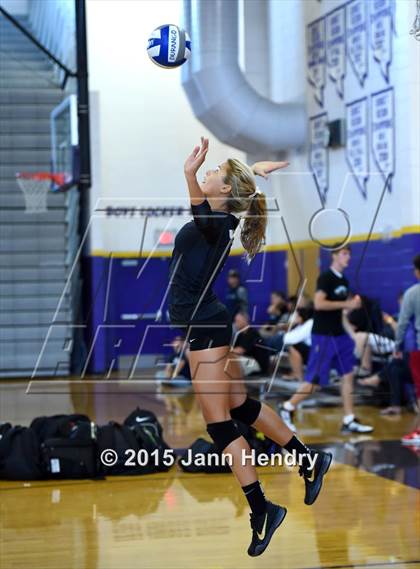 Thumbnail 1 in Archbishop Mitty vs. Assumption (Durango Fall Classic) photogallery.