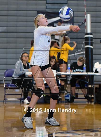 Thumbnail 3 in Archbishop Mitty vs. Assumption (Durango Fall Classic) photogallery.