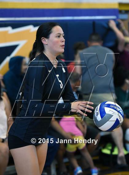 Thumbnail 2 in Archbishop Mitty vs. Assumption (Durango Fall Classic) photogallery.