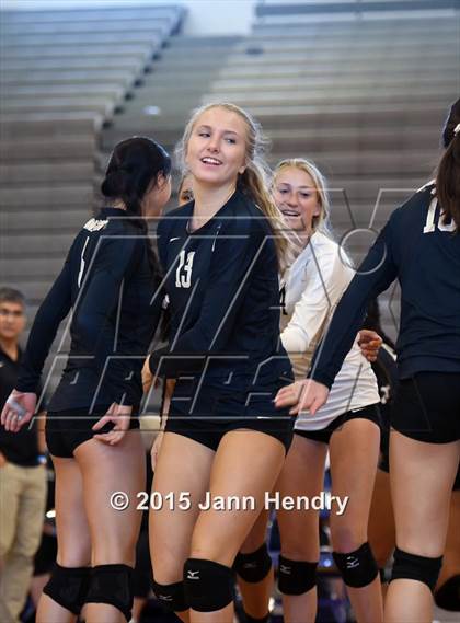 Thumbnail 2 in Archbishop Mitty vs. Assumption (Durango Fall Classic) photogallery.