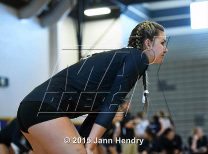 Thumbnail 3 in Archbishop Mitty vs. Assumption (Durango Fall Classic) photogallery.