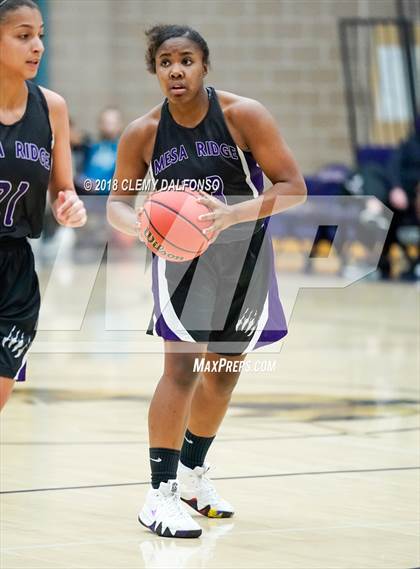 Thumbnail 1 in Mesa Ridge vs Dakota Ridge (Cherry Creek/Dakota Ridge Tip-Off Tournament) photogallery.