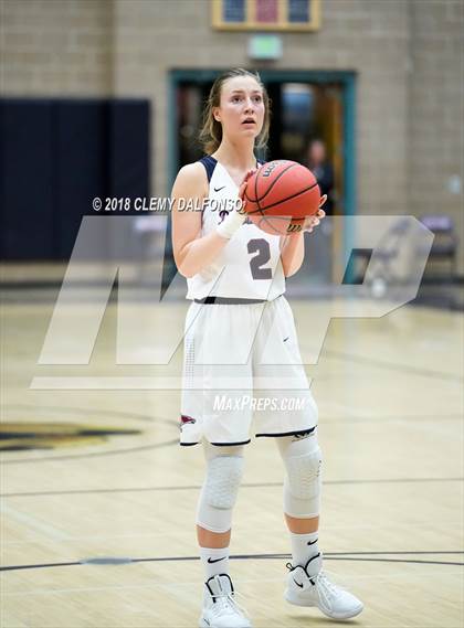 Thumbnail 3 in Mesa Ridge vs Dakota Ridge (Cherry Creek/Dakota Ridge Tip-Off Tournament) photogallery.