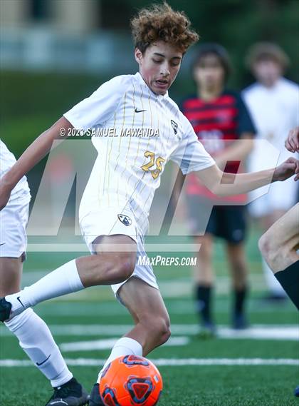 Thumbnail 2 in Crespi vs Harvard-Westlake photogallery.