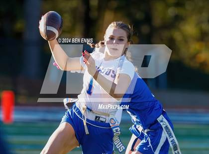 Thumbnail 2 in Columbus vs. Mount Vernon (GHSA Division 1 Round 2) photogallery.