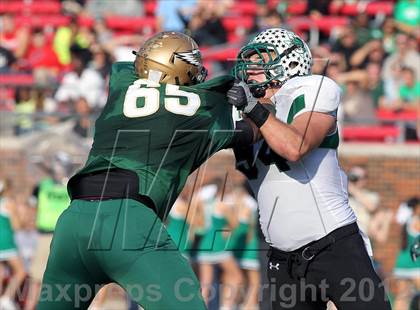 Thumbnail 3 in DeSoto vs. Carroll (UIL 5A Division 1 Quarterfinal Playoff) photogallery.