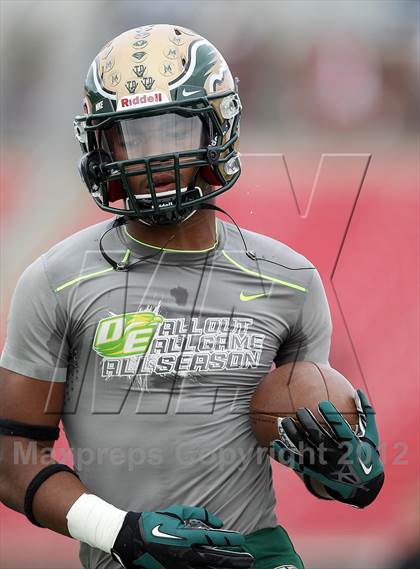 Thumbnail 1 in DeSoto vs. Carroll (UIL 5A Division 1 Quarterfinal Playoff) photogallery.
