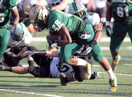 Thumbnail 2 in DeSoto vs. Carroll (UIL 5A Division 1 Quarterfinal Playoff) photogallery.