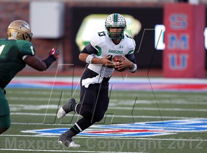 Thumbnail 2 in DeSoto vs. Carroll (UIL 5A Division 1 Quarterfinal Playoff) photogallery.