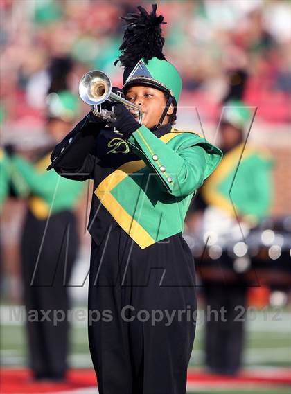 Thumbnail 2 in DeSoto vs. Carroll (UIL 5A Division 1 Quarterfinal Playoff) photogallery.