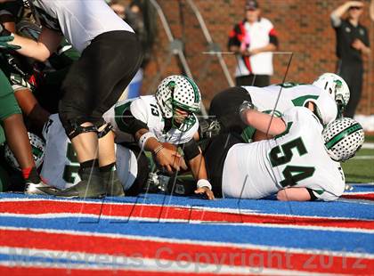 Thumbnail 1 in DeSoto vs. Carroll (UIL 5A Division 1 Quarterfinal Playoff) photogallery.