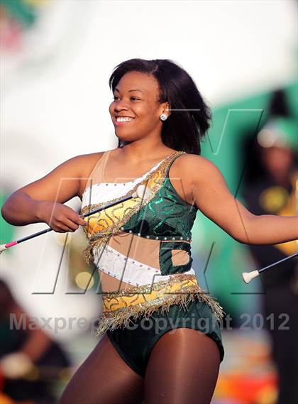 Thumbnail 3 in DeSoto vs. Carroll (UIL 5A Division 1 Quarterfinal Playoff) photogallery.