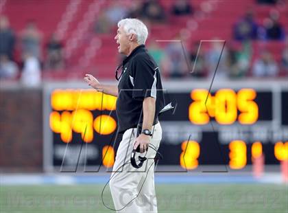 Thumbnail 3 in DeSoto vs. Carroll (UIL 5A Division 1 Quarterfinal Playoff) photogallery.