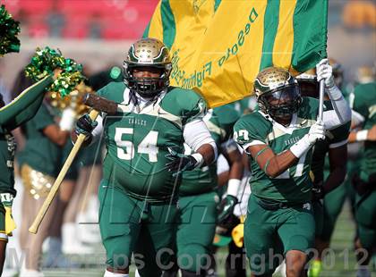 Thumbnail 1 in DeSoto vs. Carroll (UIL 5A Division 1 Quarterfinal Playoff) photogallery.