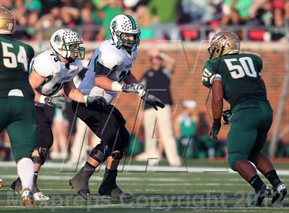 Thumbnail 2 in DeSoto vs. Carroll (UIL 5A Division 1 Quarterfinal Playoff) photogallery.